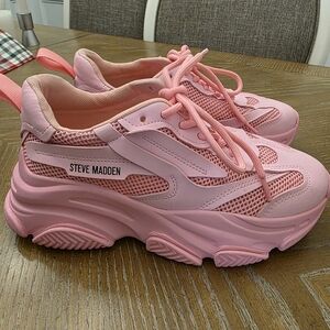 Steve Madden Possession Pink Platform Sneakers Size 6.5